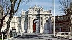 Dolmabahçe Sarayı