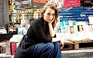 Gözde Kurt - Köprüde Durup Beni Öpmesini Bekleyeceğim