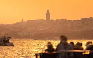 Akom: Sıcaklıklar Gündüz 22°C’ye Kadar Yükselecek, Geceler Soğuk