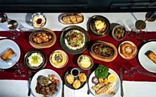 Buselik Meyhane Yeni Yılı, Mezenin ve Muhabbetin Kalbinde Karşılıyor